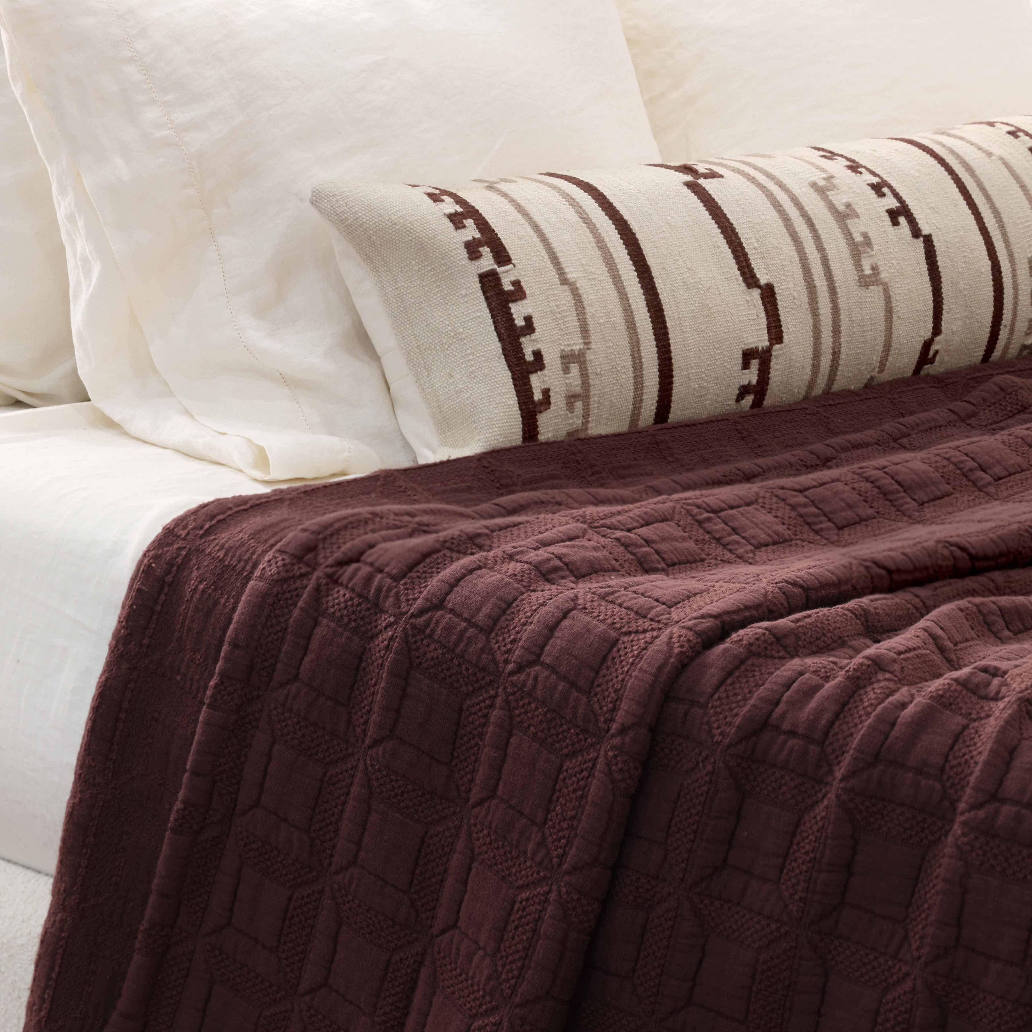 Modern Soft Cotton Bed Quilt - Image 11