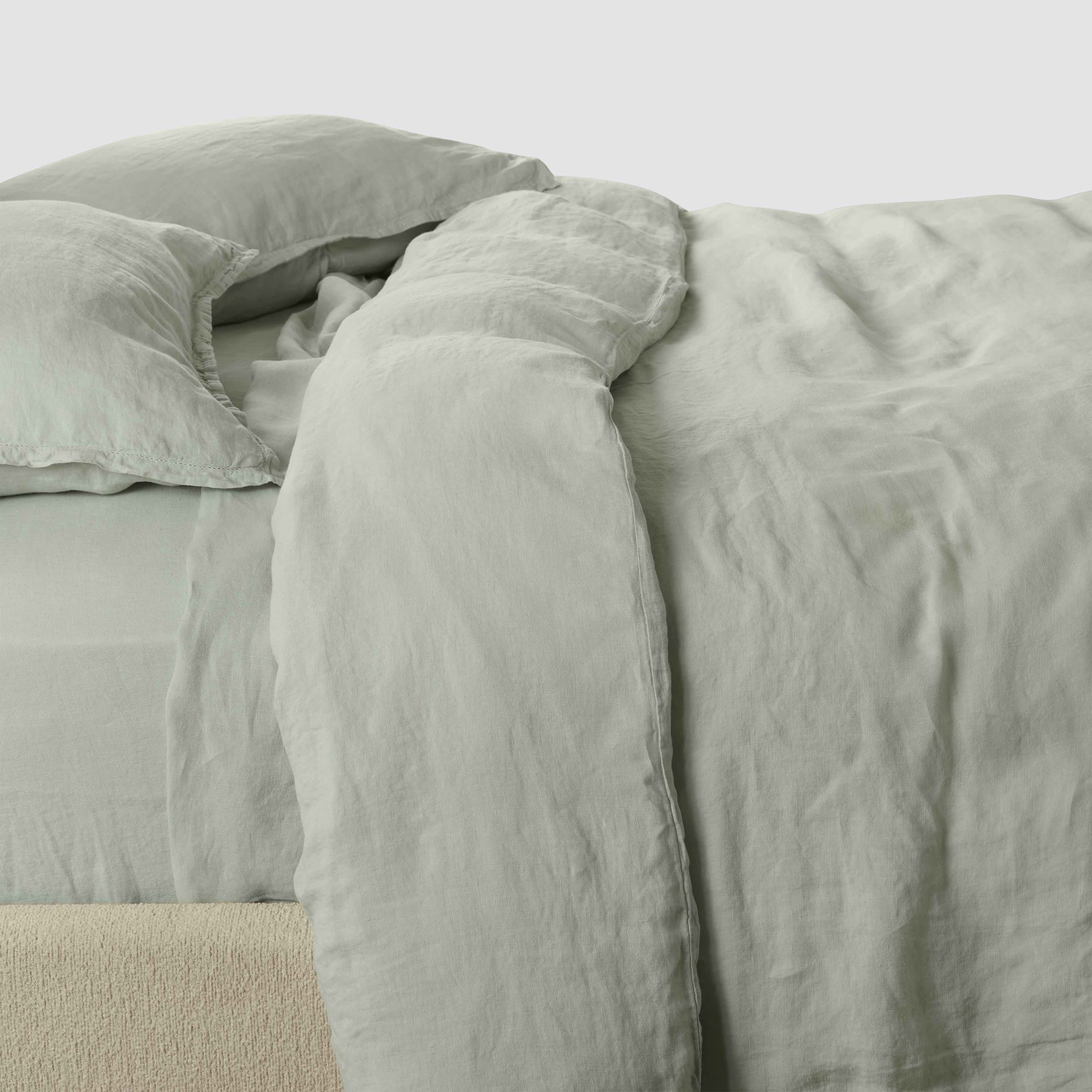 Stonewashed Linen Bedding Bundle in Green - Image 151