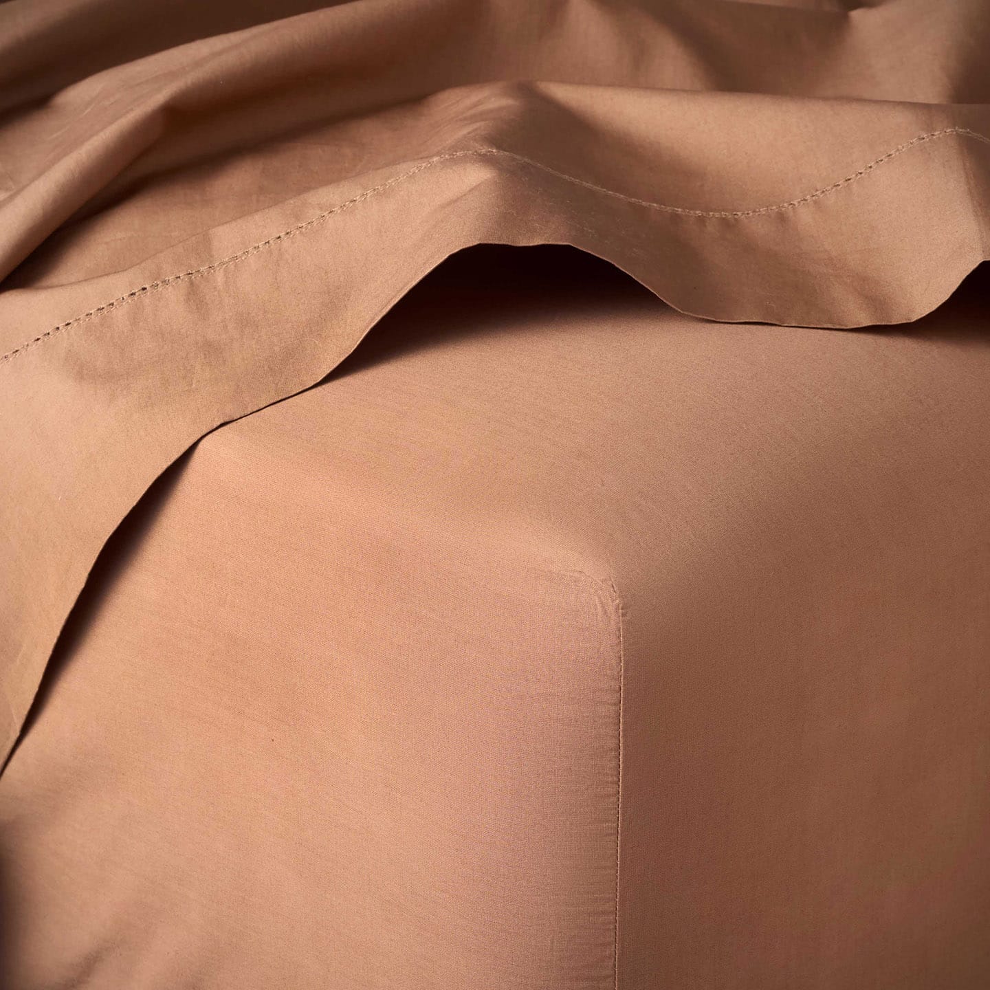 Organic Cotton Percale Bedding Essential in Terracotta