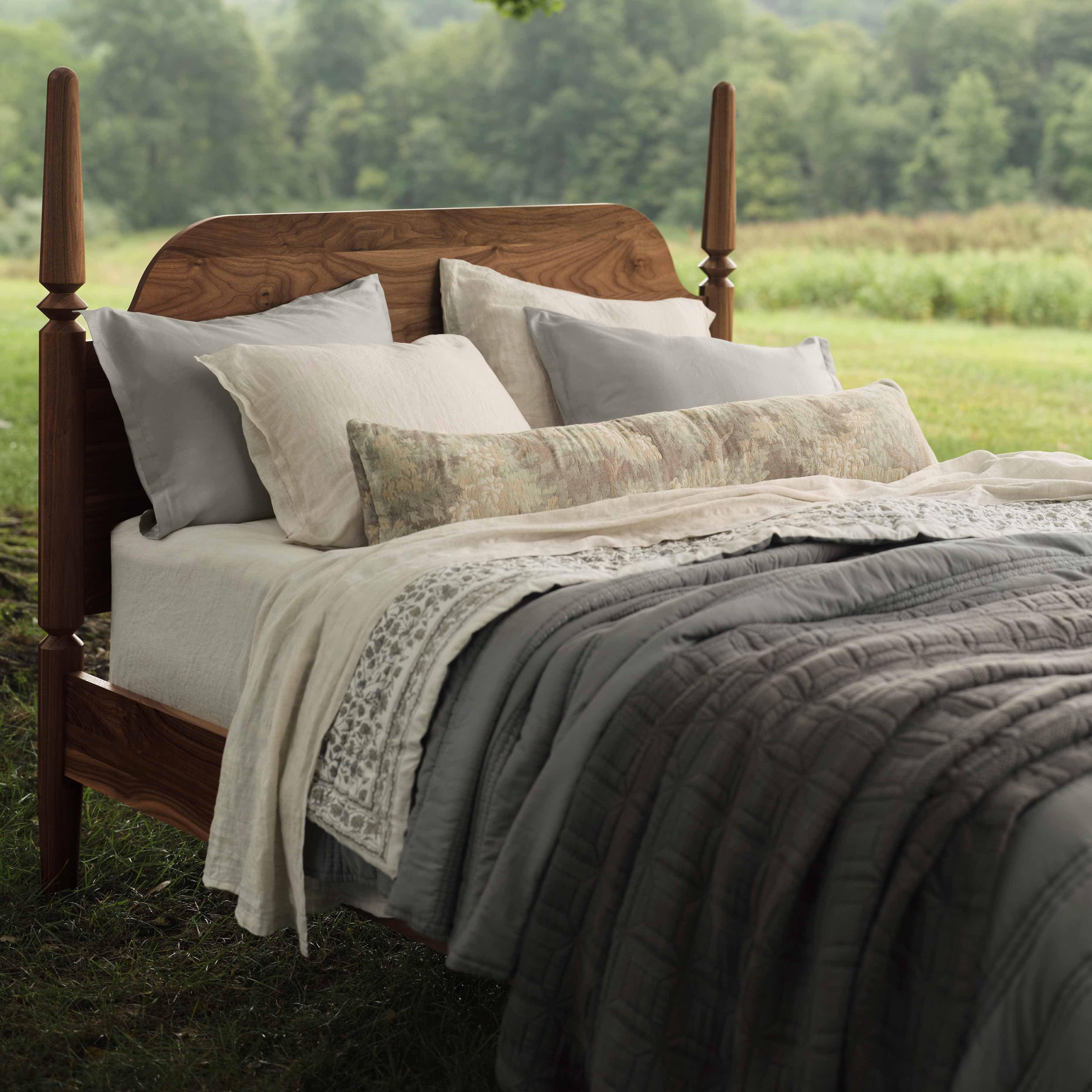 Organic Cotton Percale Bed Quilt in Blue - Image 14