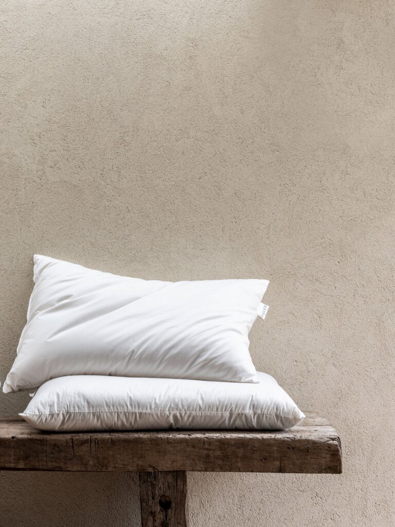 Wool Bed Pillow Collection Essential
