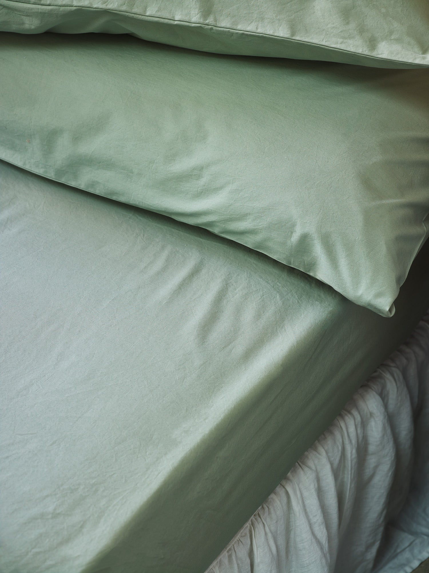 Mellow Green Cotton Fitted Sheet Collection Style 2