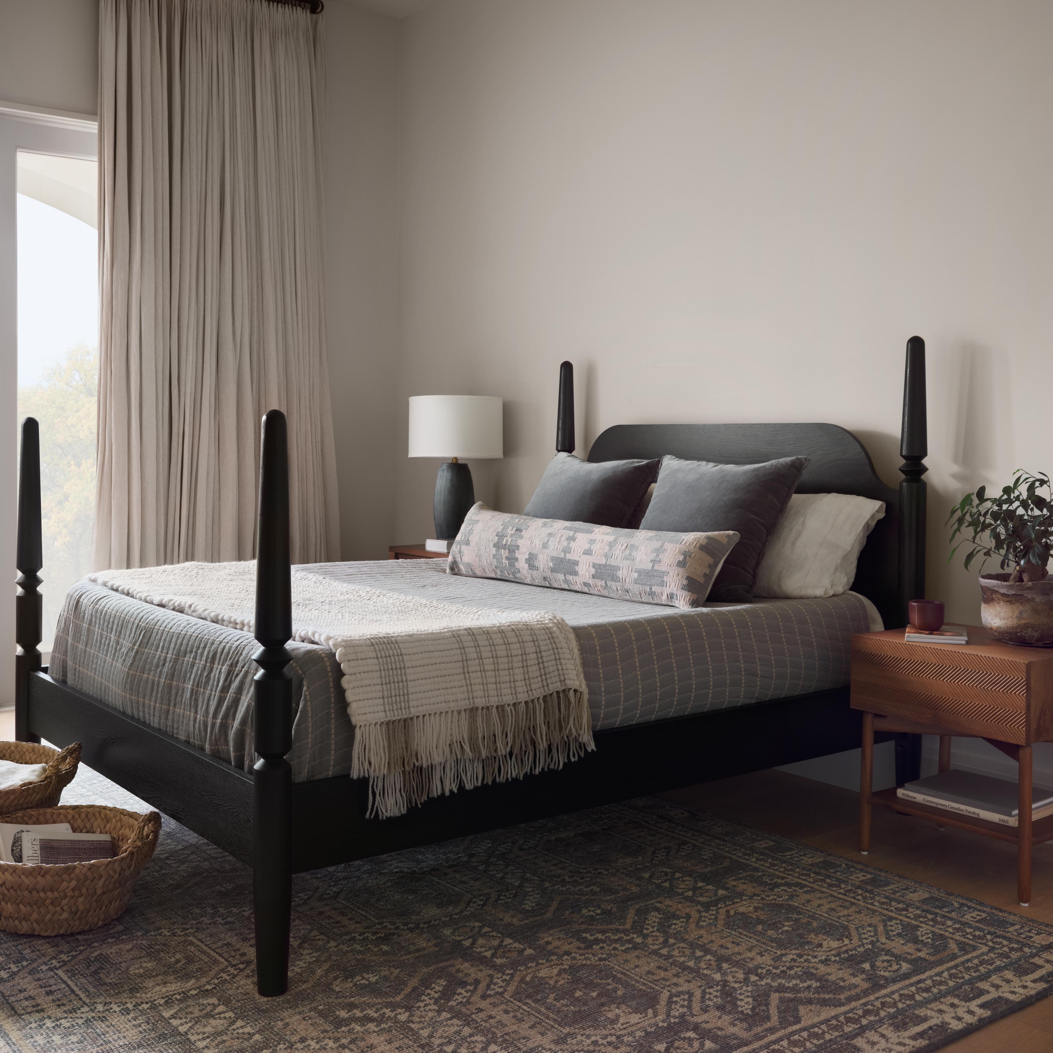 Modern Coastal Cotton Bed Quilt - Image 2