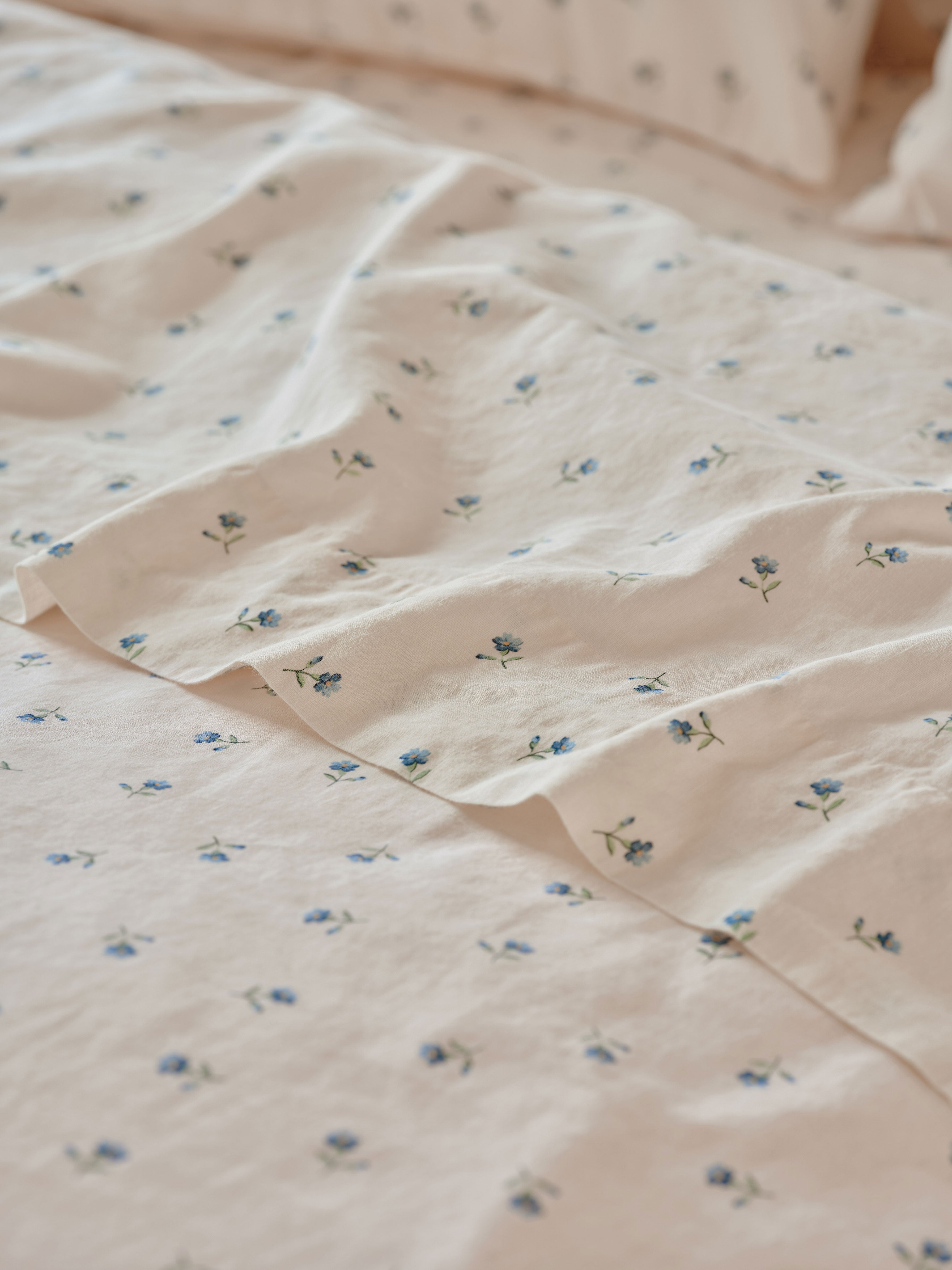 Dusk Blue Floral Linen Blend Flat Sheet