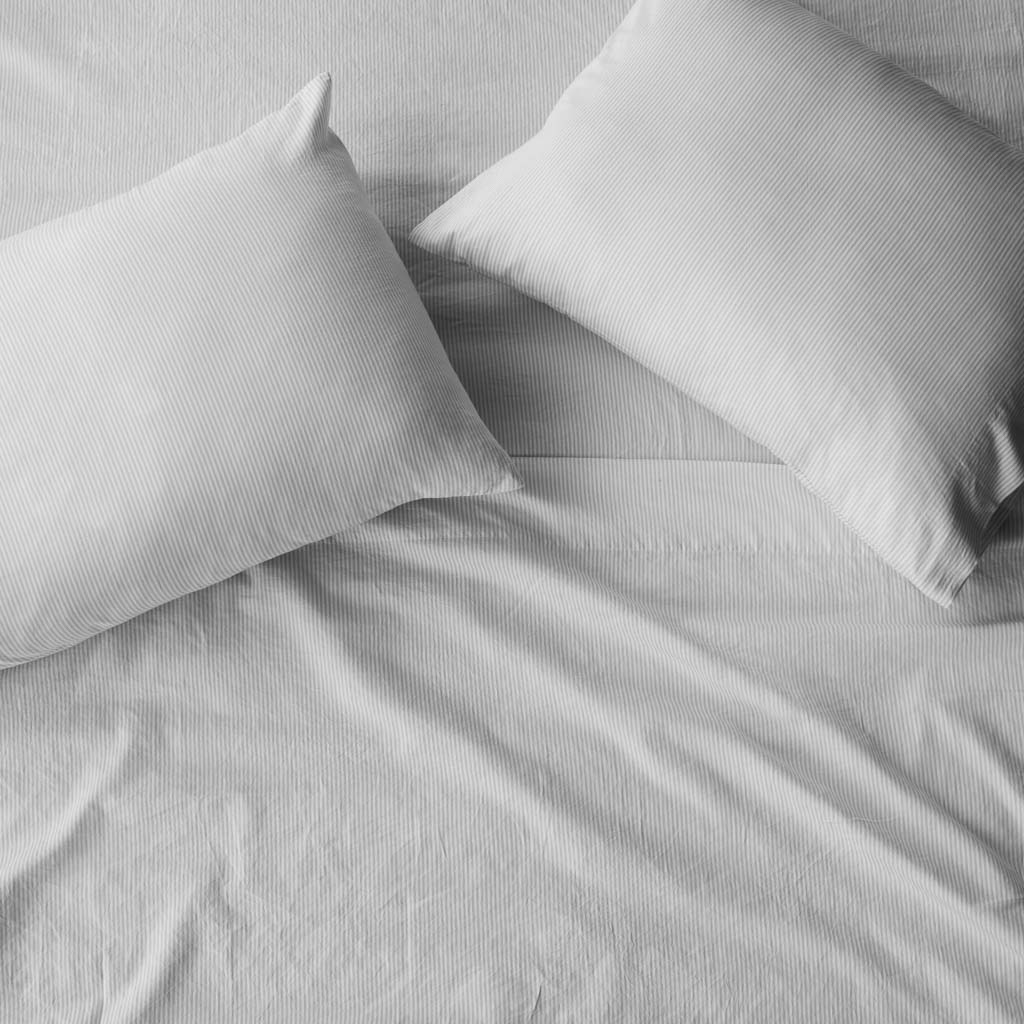 Cotton Sheet Set in Grey - Image 9