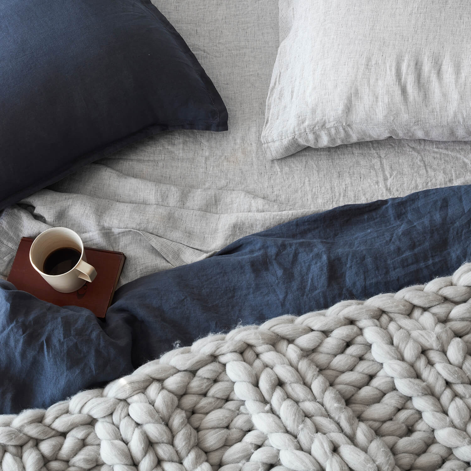 Stonewashed Linen Sham Set in Blue - Image 33