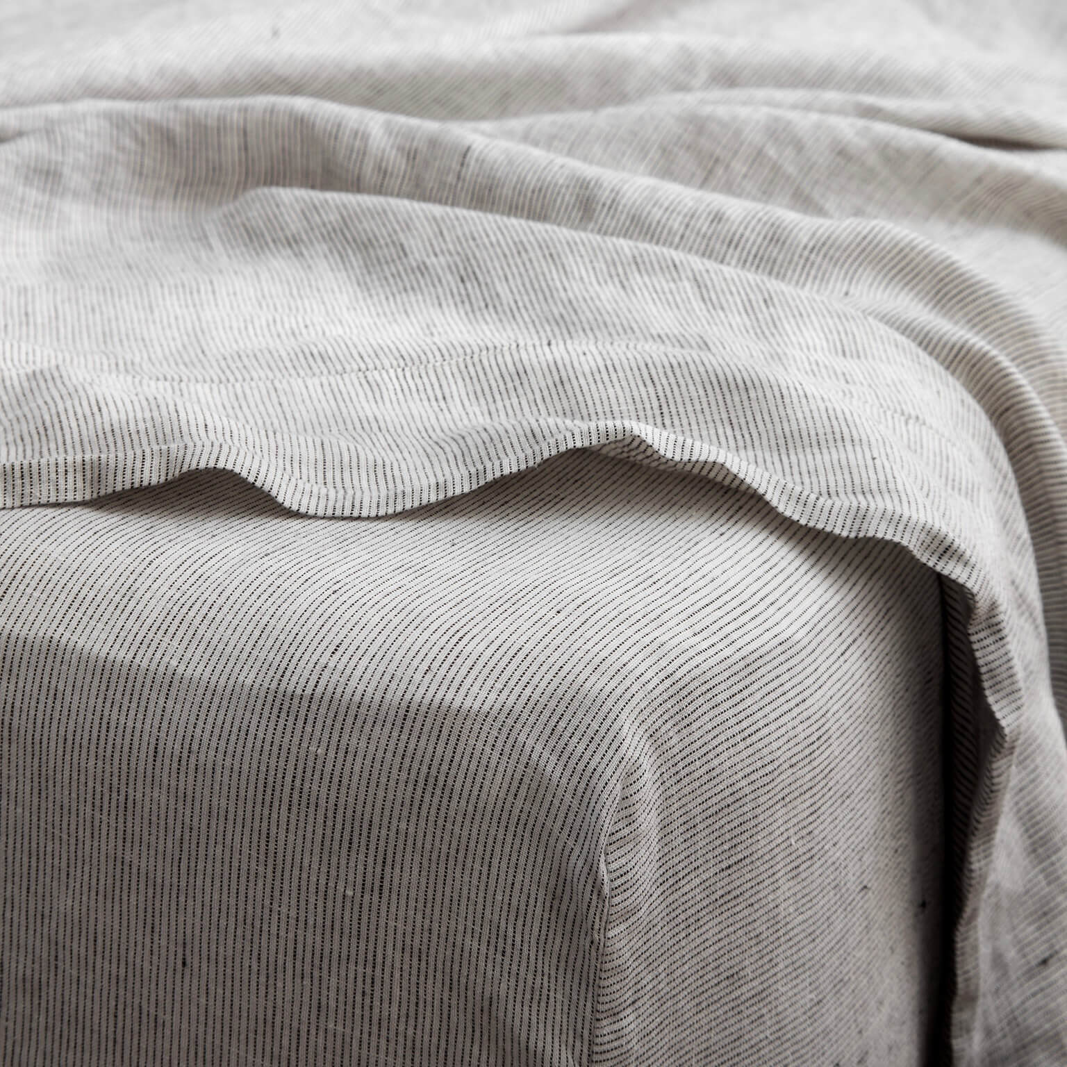 Stonewashed Linen Bedding Essential in White - Image 14