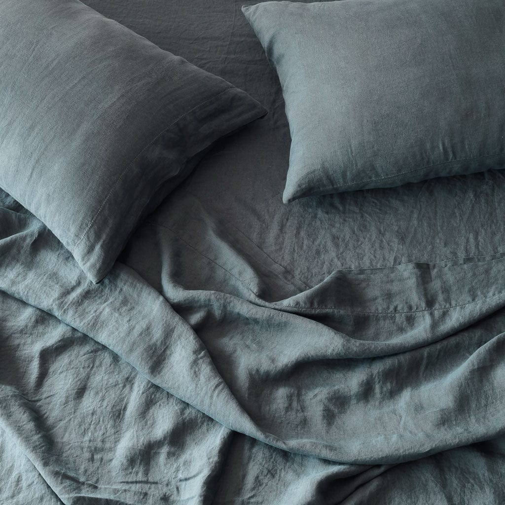 Stonewashed Linen Bedding Bundle in Green - Image 94