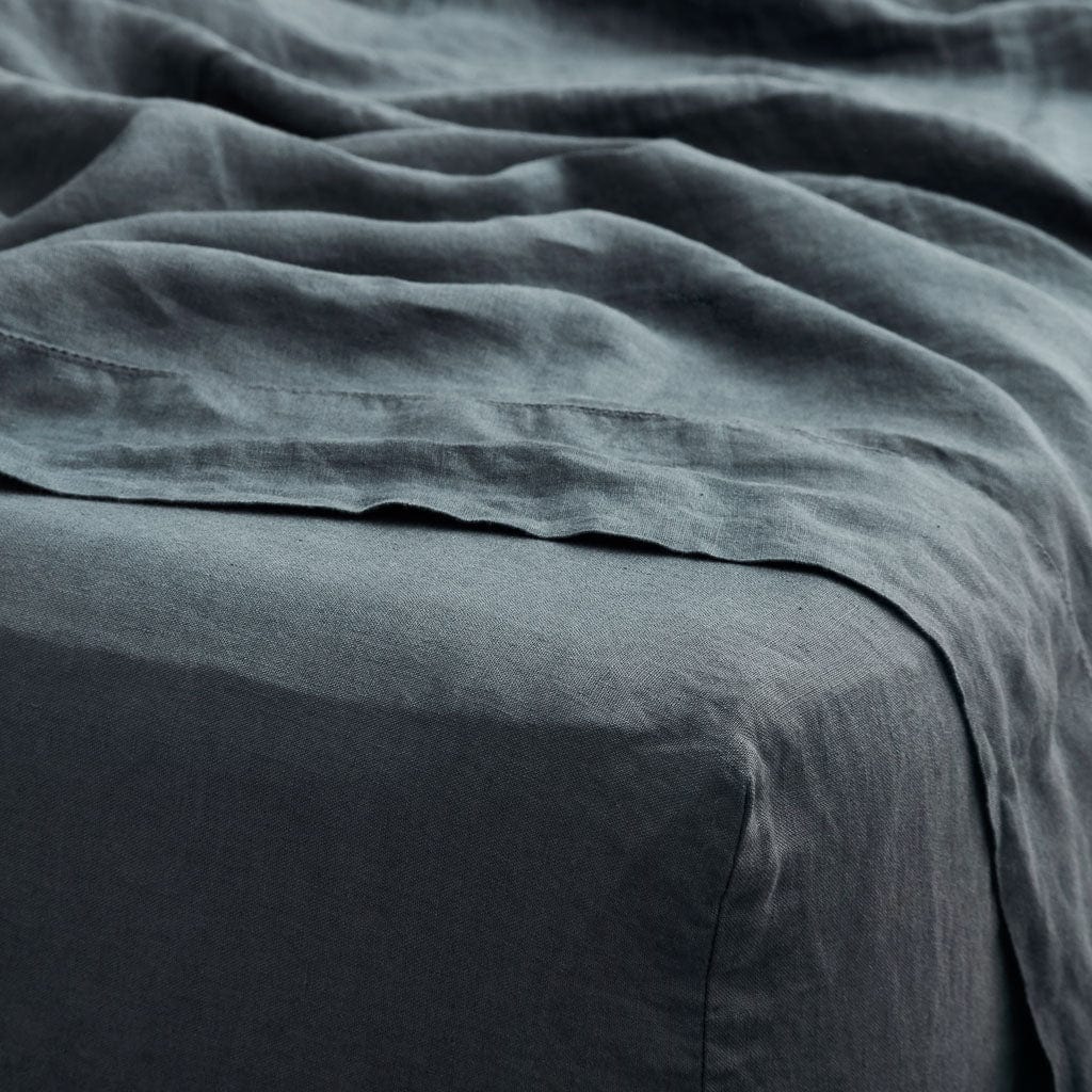 Stonewashed Linen Bedding Bundle in Green - Image 95