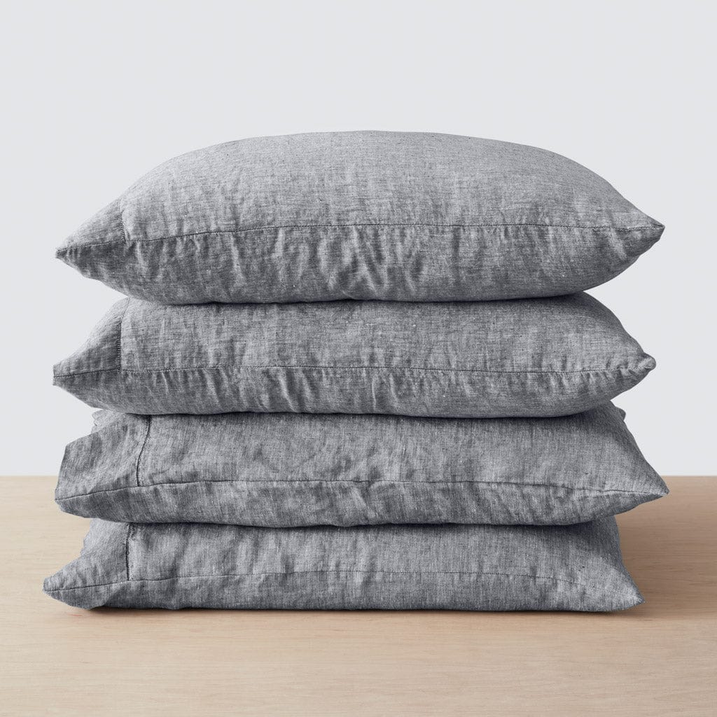Stonewashed Linen Bedding Bundle in Green - Image 5