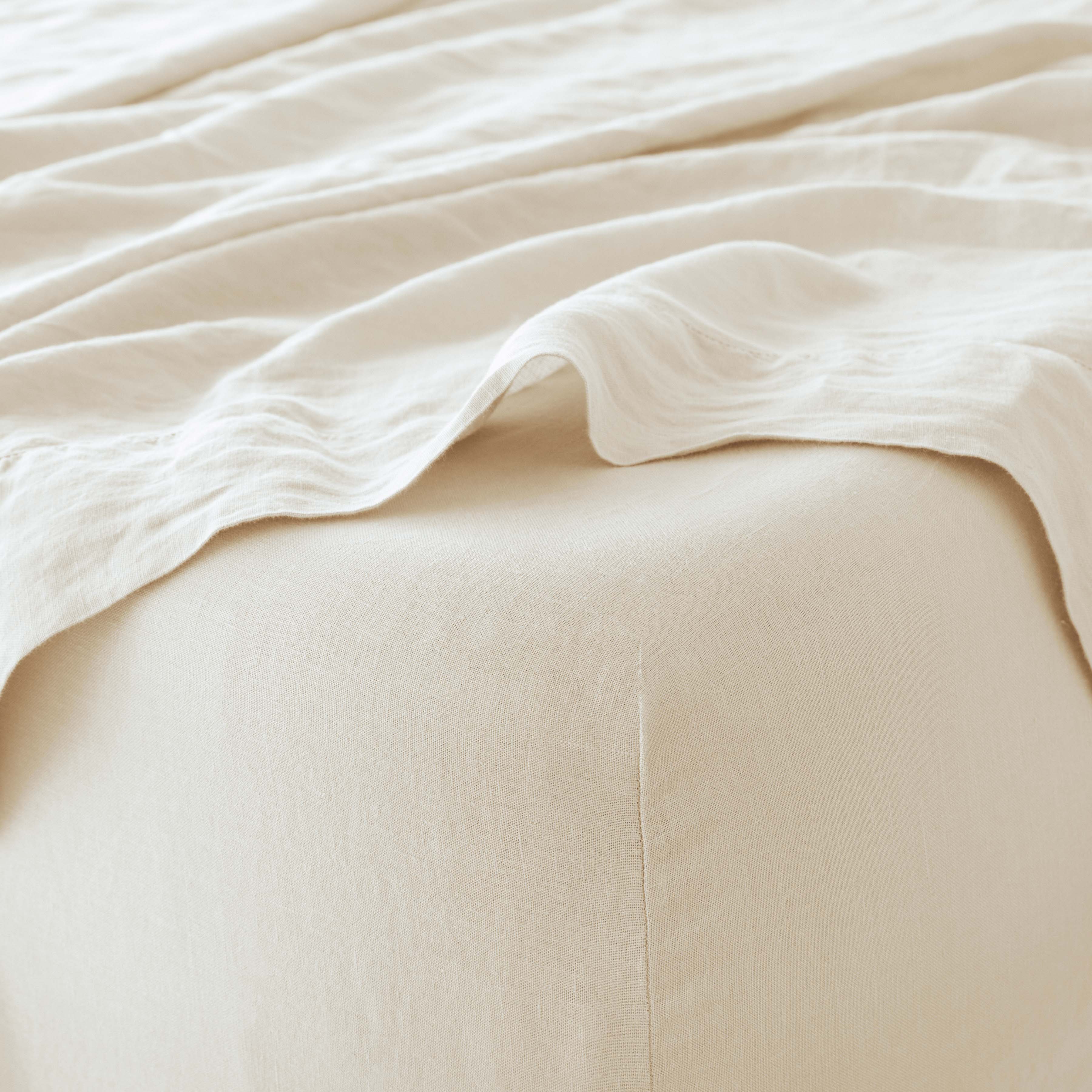 Stonewashed Linen Bedding Bundle in Green - Image 103