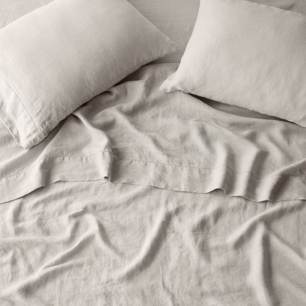 Stonewashed Linen Bedding Bundle in Green - Image 75