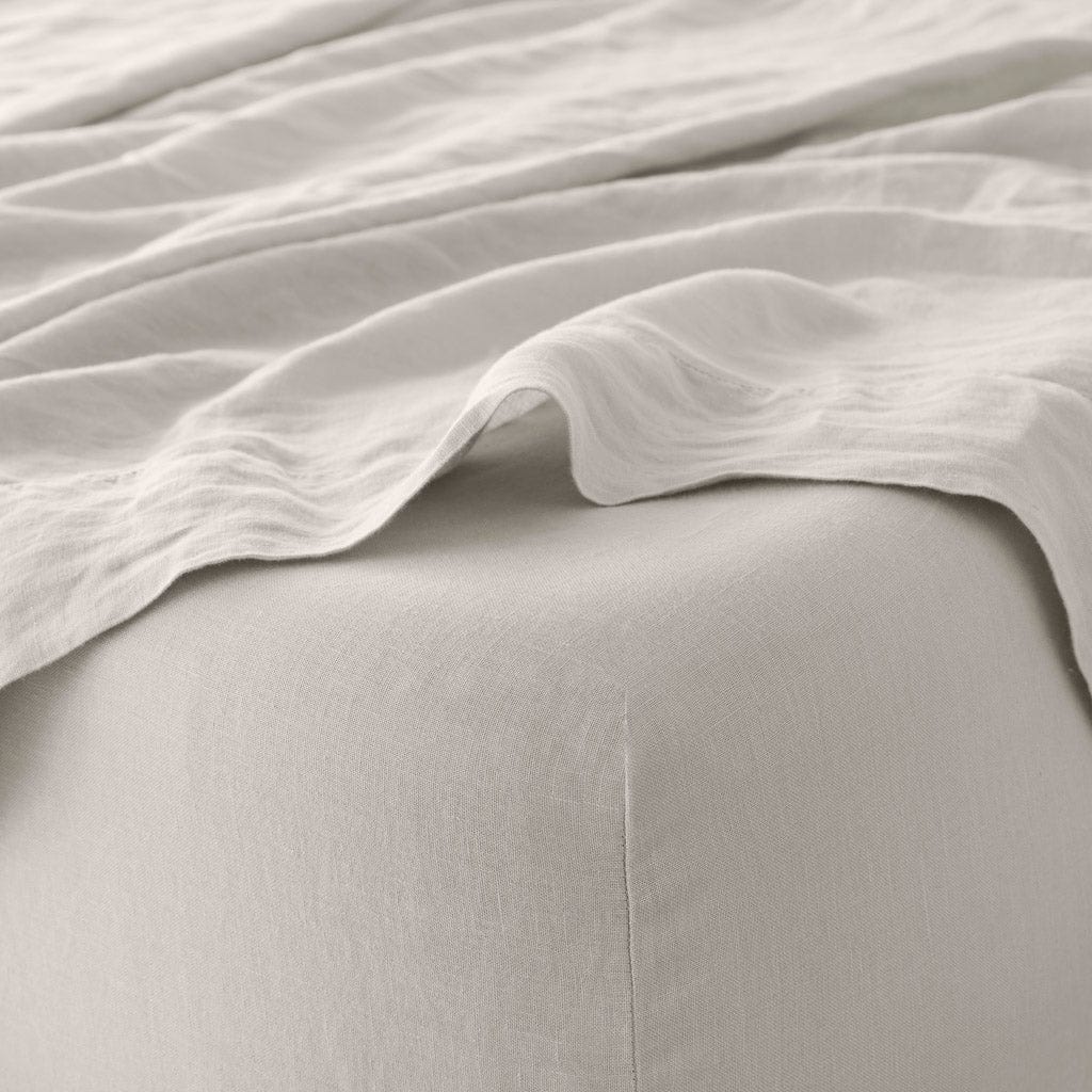 Stonewashed Linen Bedding Bundle in Green - Image 79