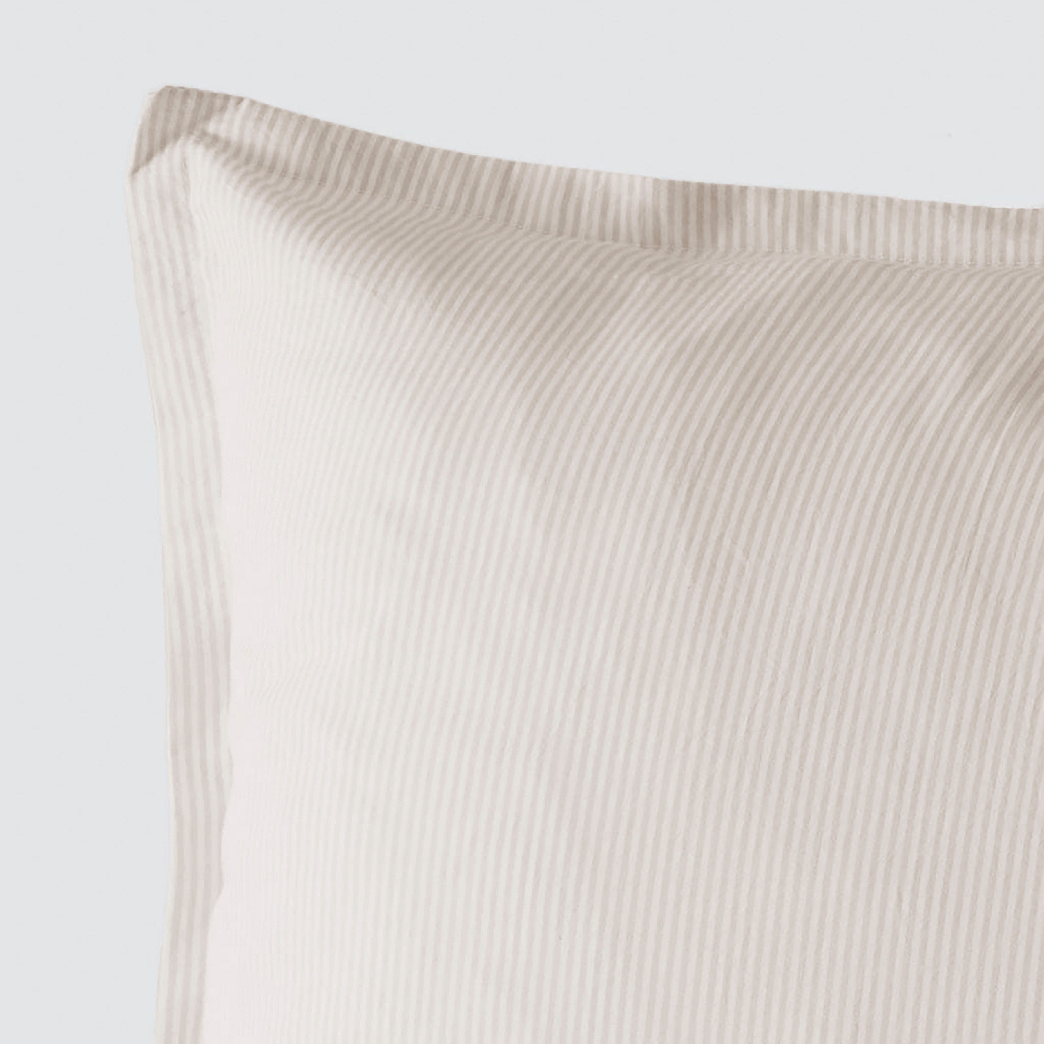 Stonewashed Linen Sham Set in Blue - Image 55