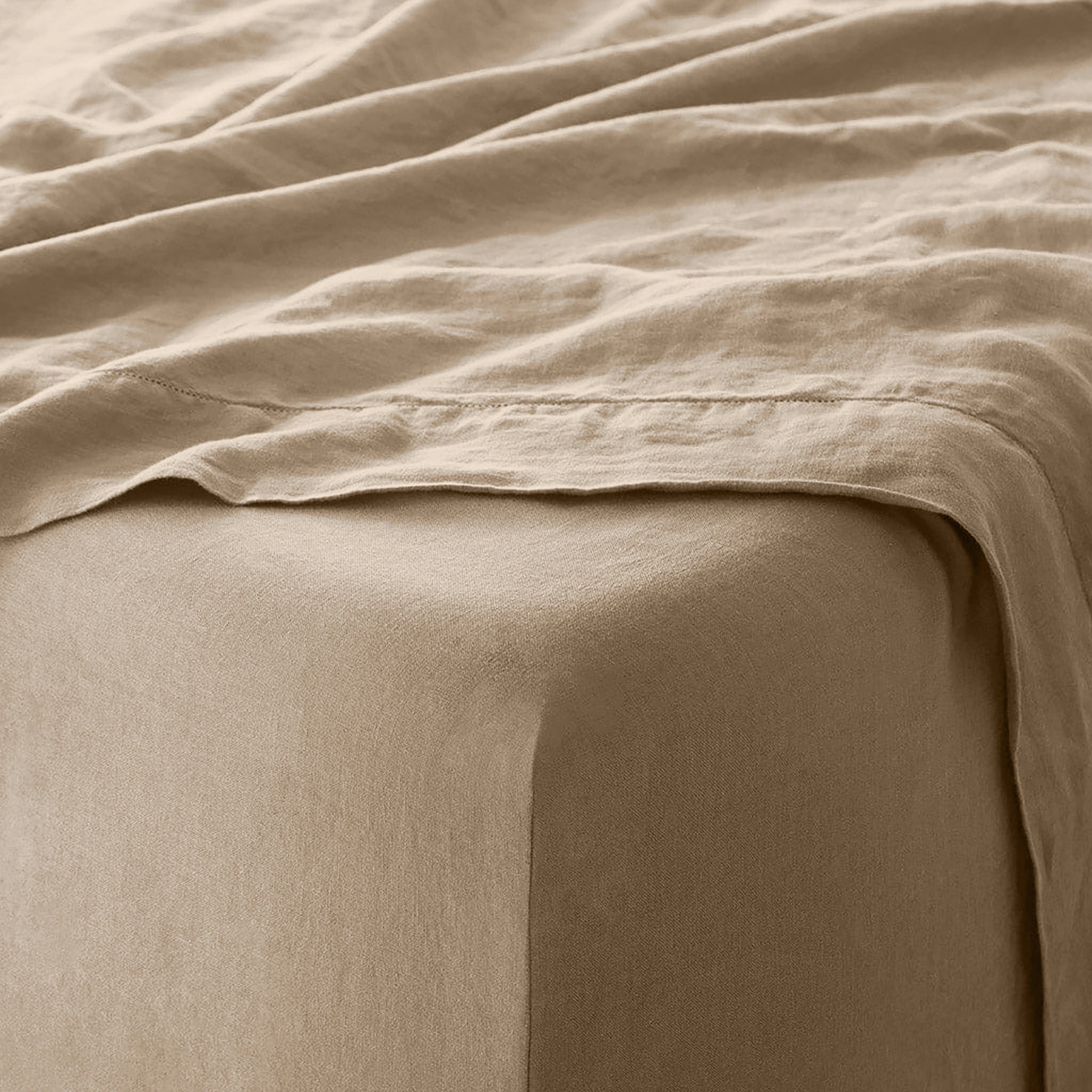 Stonewashed Linen Bedding Bundle in Green - Image 129