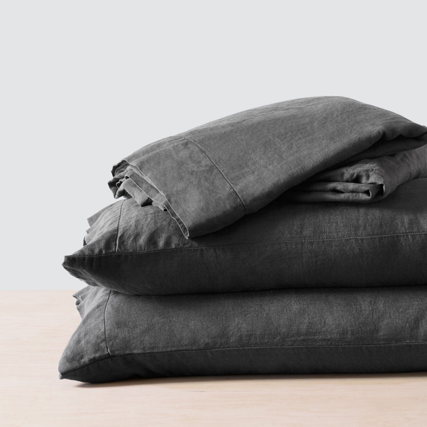 Stonewashed Linen Bedding Bundle in Green - Image 42