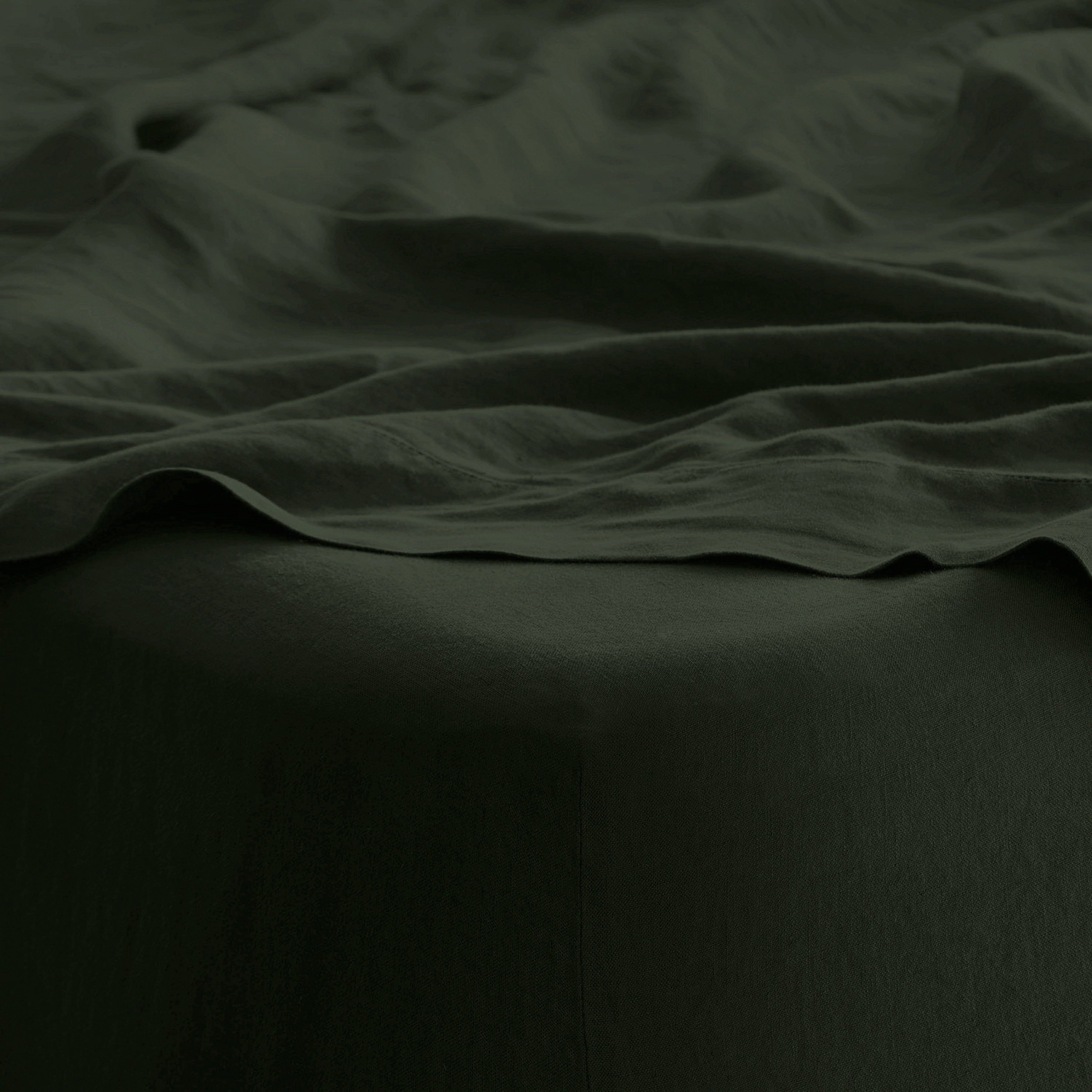 Stonewashed Linen Bedding Bundle in Green - Image 125