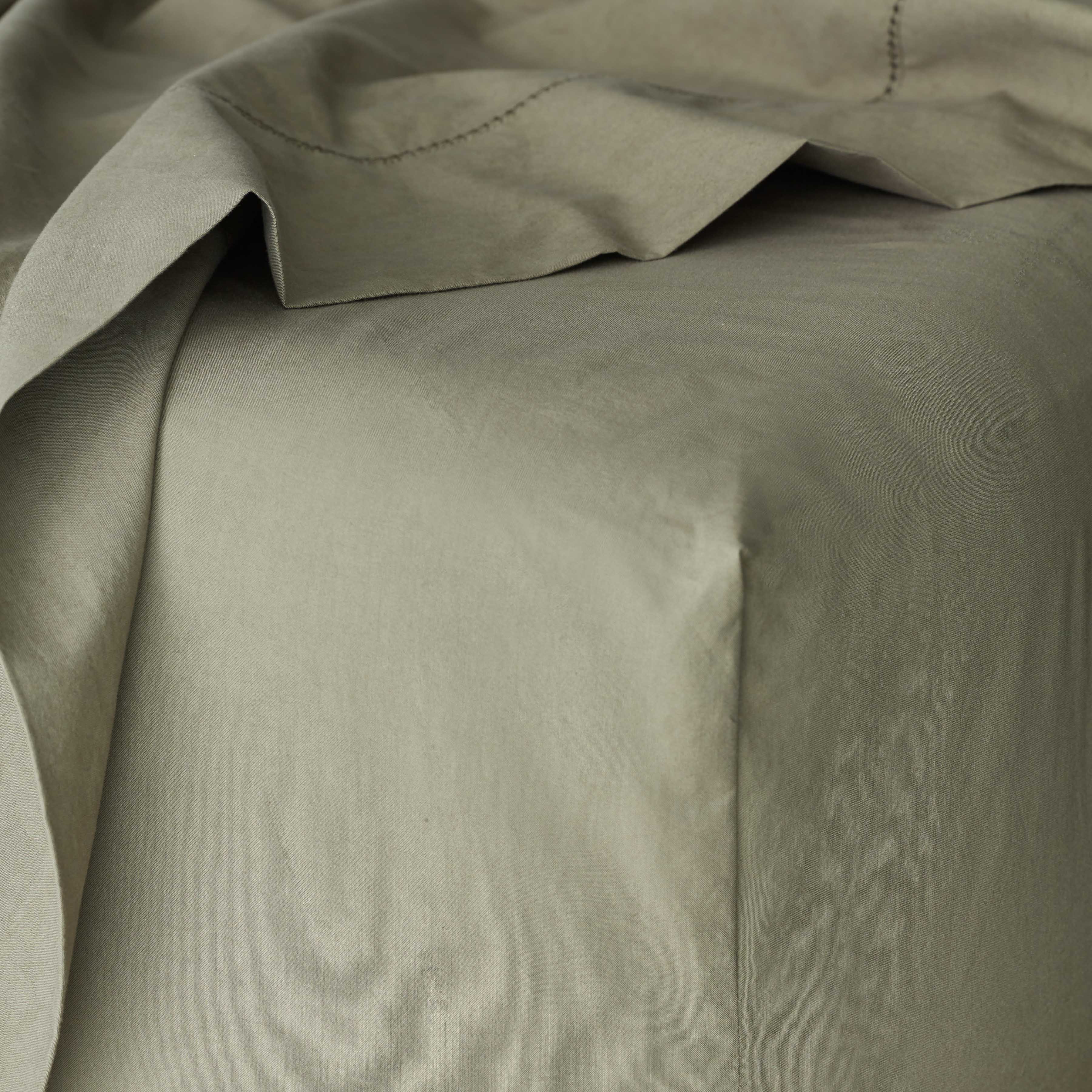 Organic Cotton Percale Bedding Essential in Terracotta - Image 9