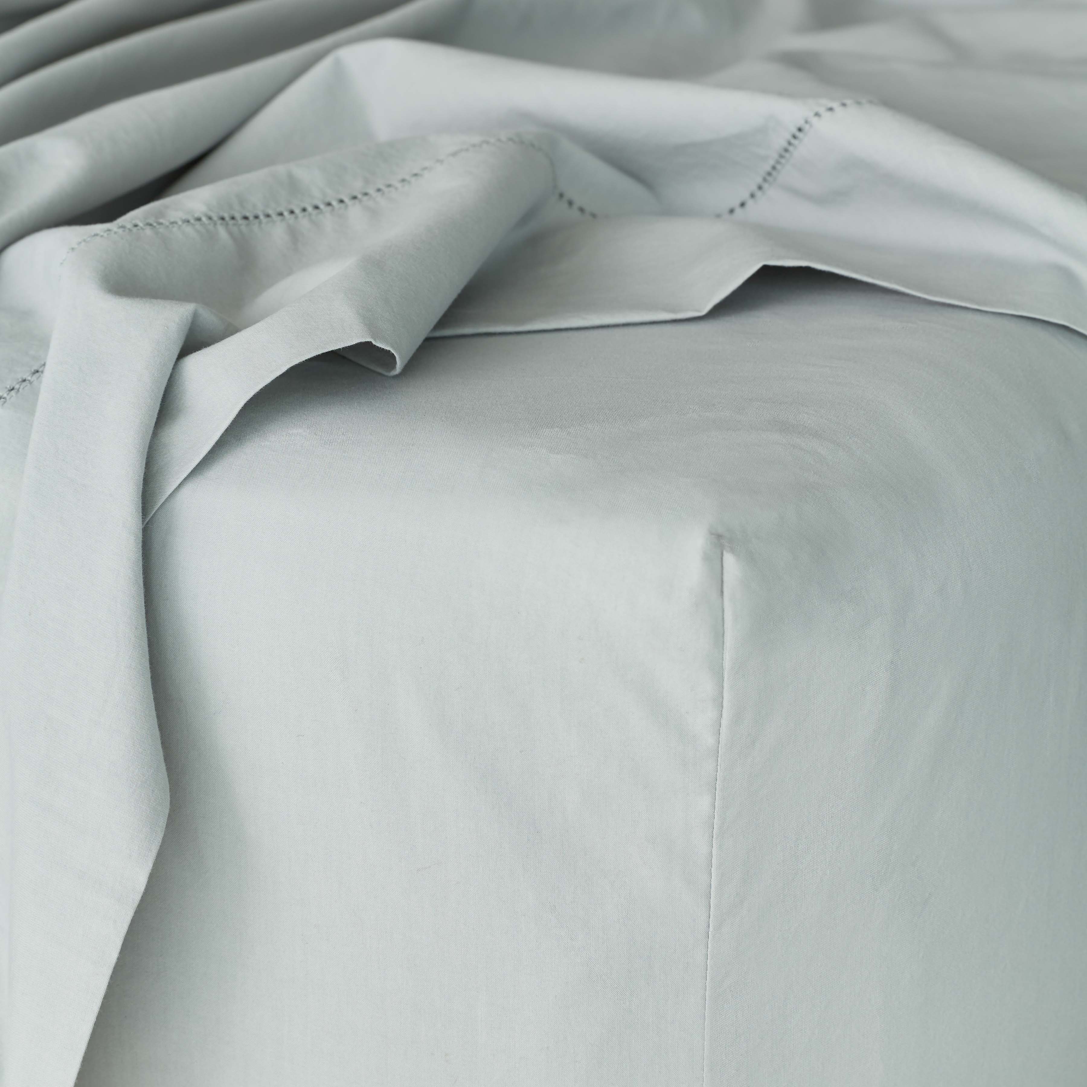 Organic Cotton Percale Bedding Essential in Terracotta - Image 11