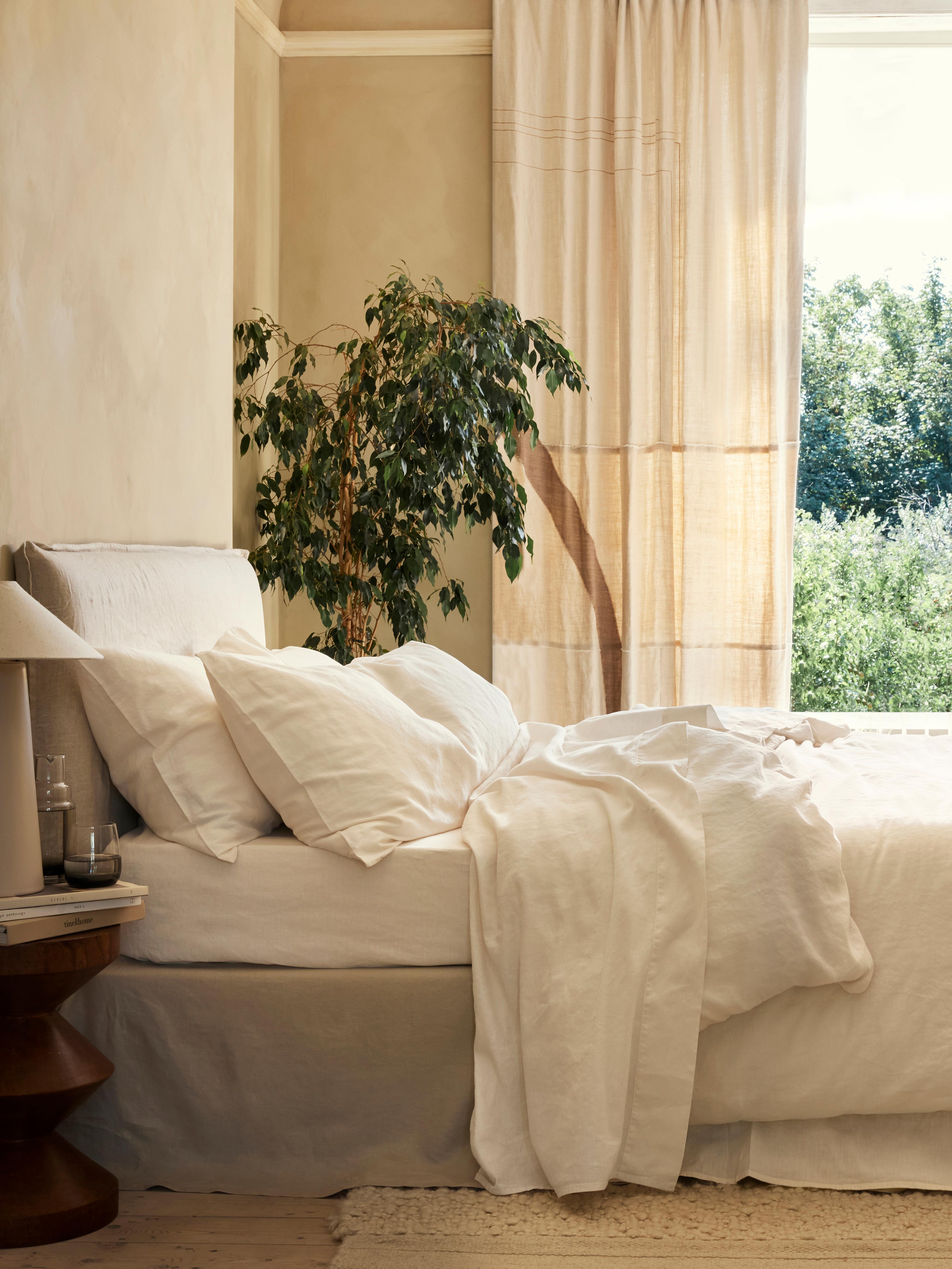 Pearl Linen Blend Duvet Cover - Image 2