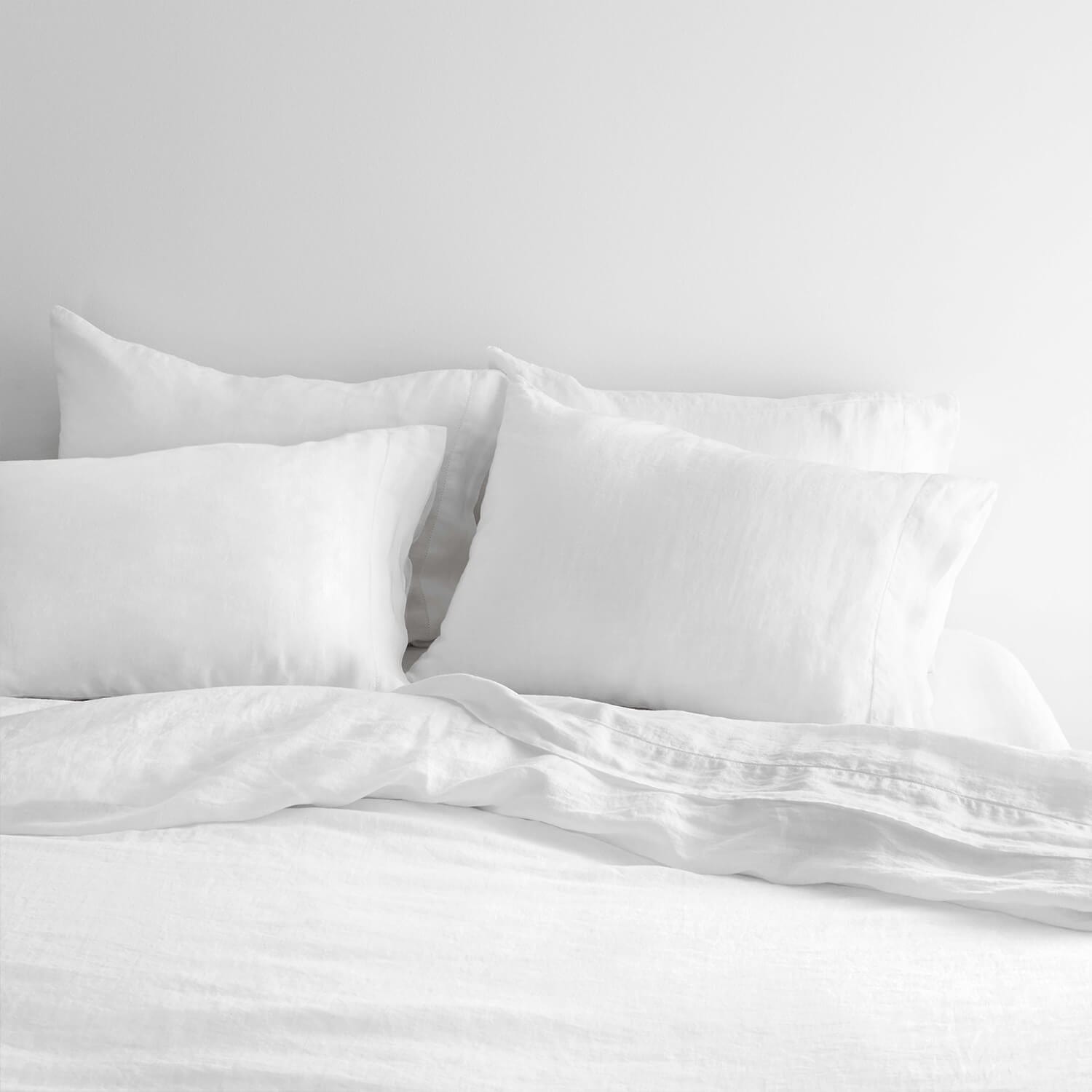Stonewashed Linen Bedding Bundle in Green - Image 12