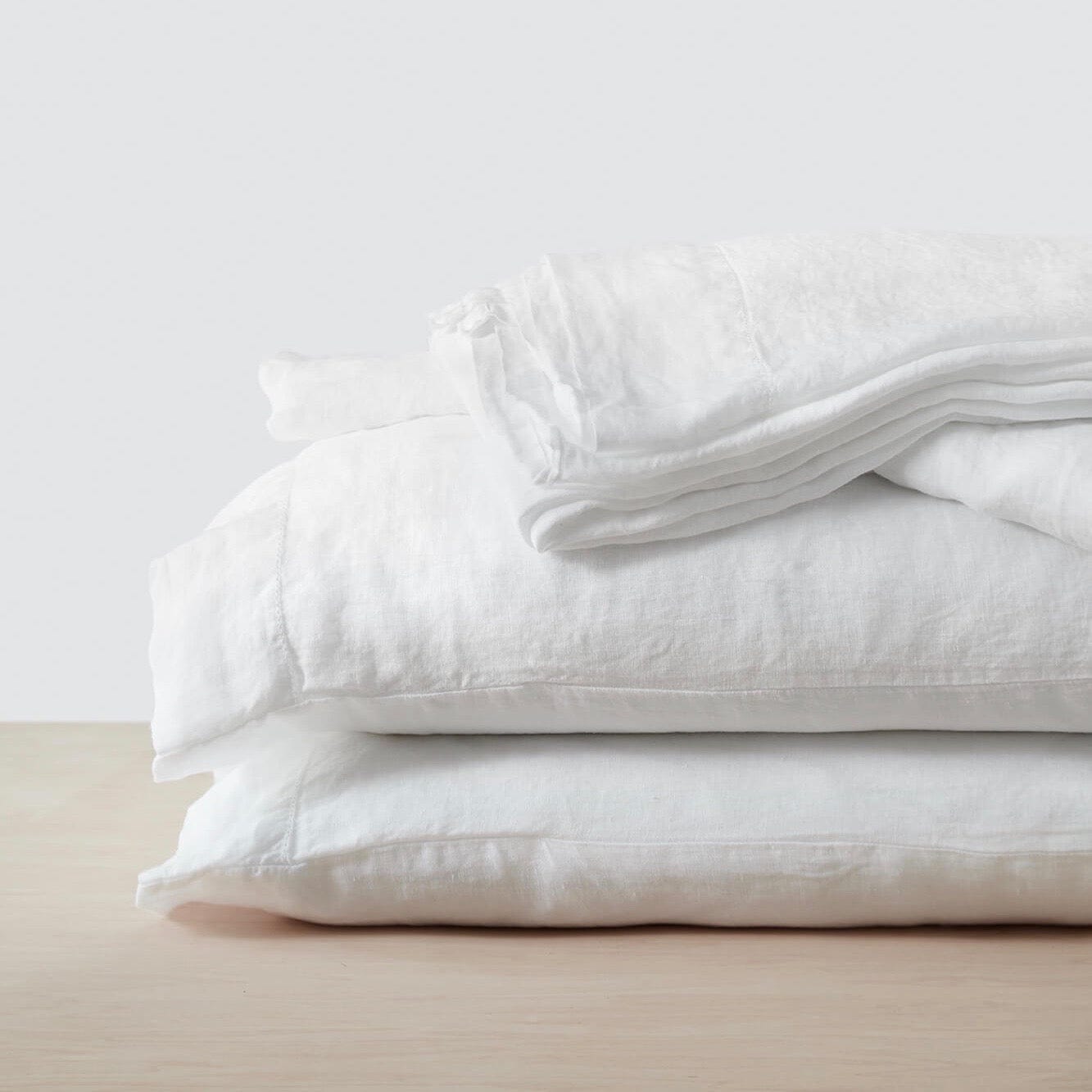 Stonewashed Linen Bedding Bundle in Green - Image 15
