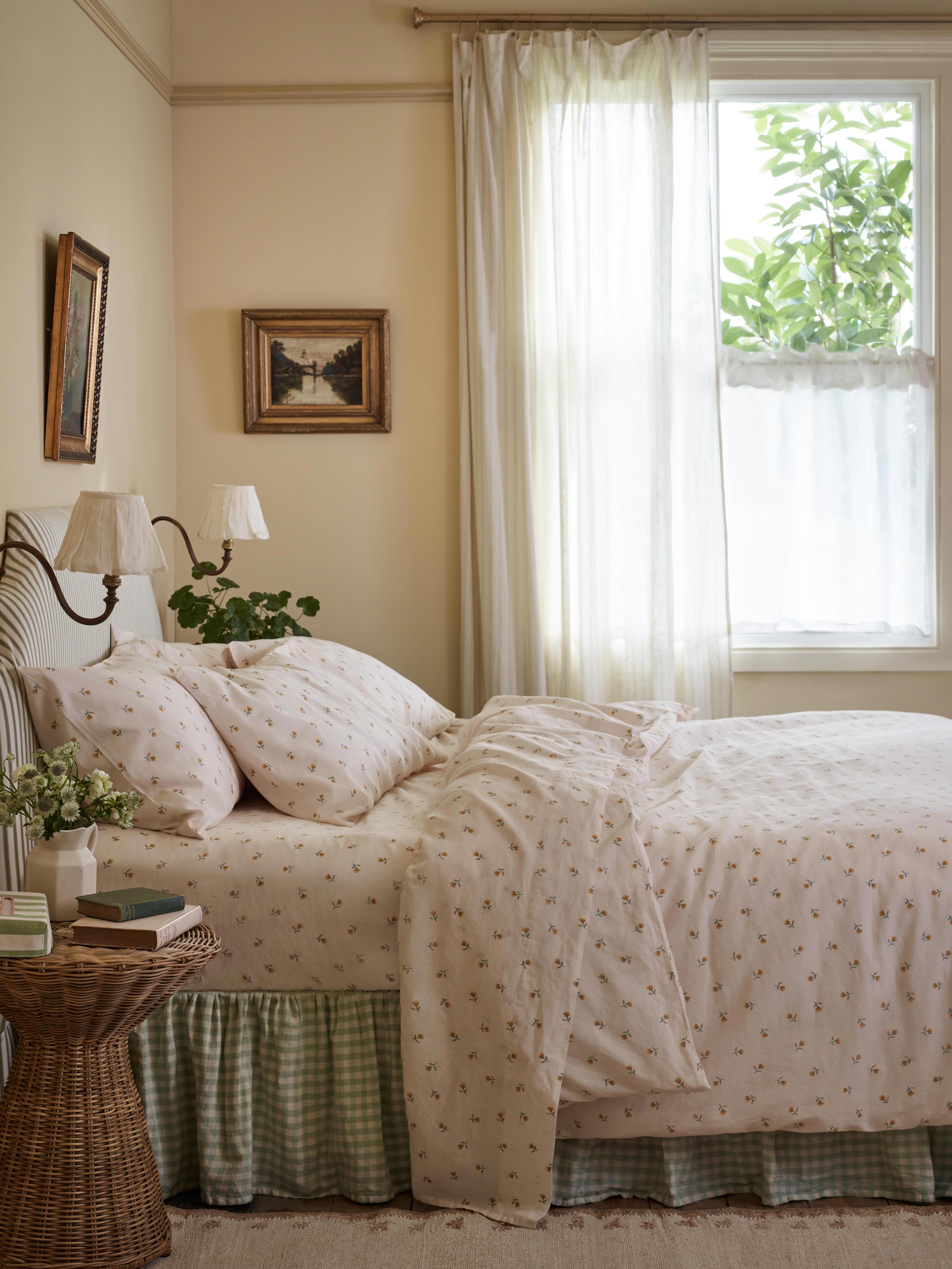 Floral Linen Blend Duvet Cover - Image 2
